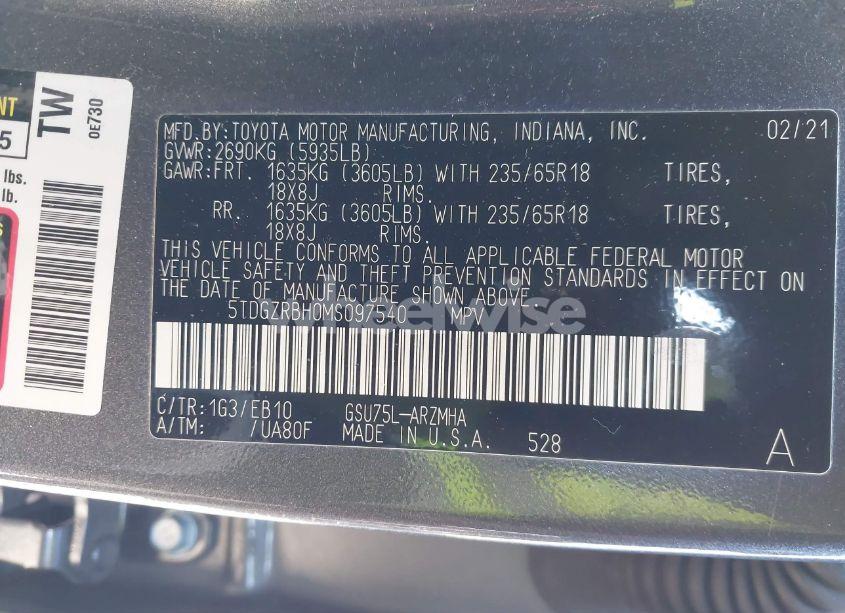 Photo 9 of 2021 Toyota Highlander XLE (VIN 5TDGZRBH0MS097540)