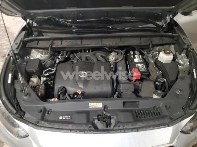 2021 TOYOTA HIGHLANDER XLE (VIN 5TDGZRBH0MS141049) main photo