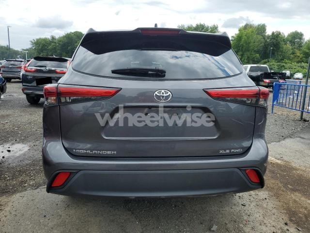 Photo 7 of 2022 TOYOTA HIGHLANDER XLE (VIN 5TDGZRBH0NS169760)