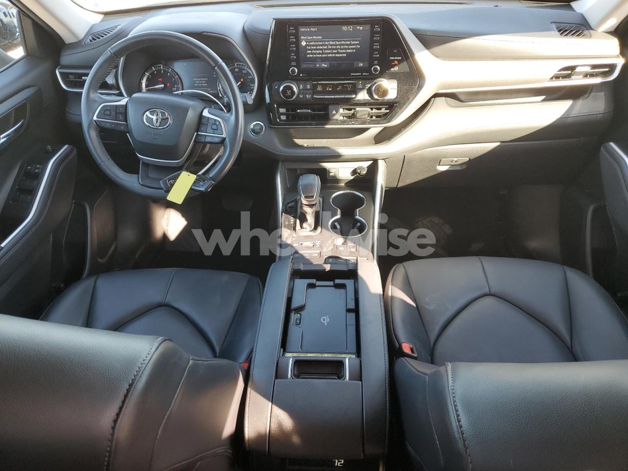 Photo 8 of 2022 TOYOTA HIGHLANDER XLE (VIN 5TDGZRBH0NS571651)