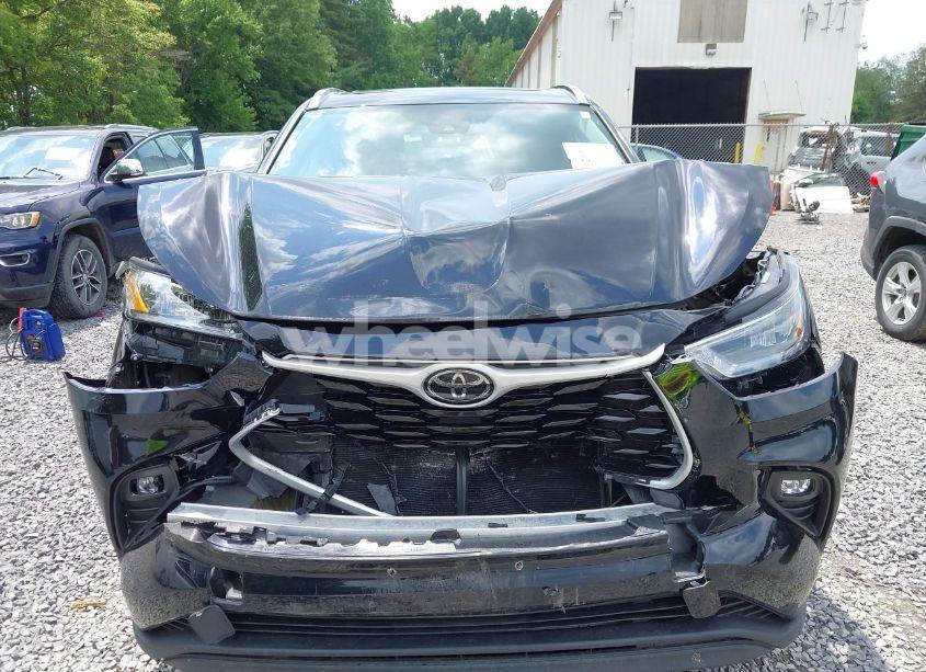 Photo 17 of 2020 Toyota Highlander XLE (VIN 5TDGZRBH1LS029696)