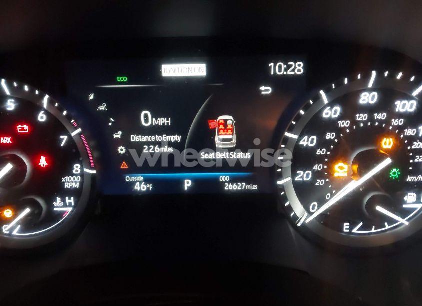 Photo 7 of 2021 Toyota Highlander XLE (VIN 5TDGZRBH1MS150083)