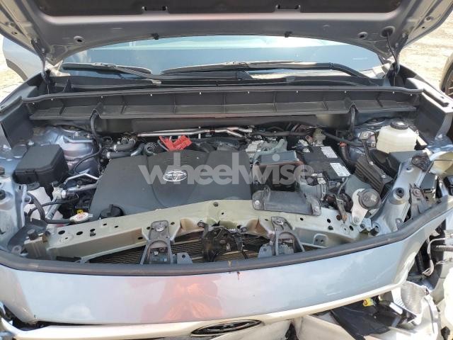 Photo 12 of 2022 TOYOTA HIGHLANDER XLE (VIN 5TDGZRBH1NS172196)