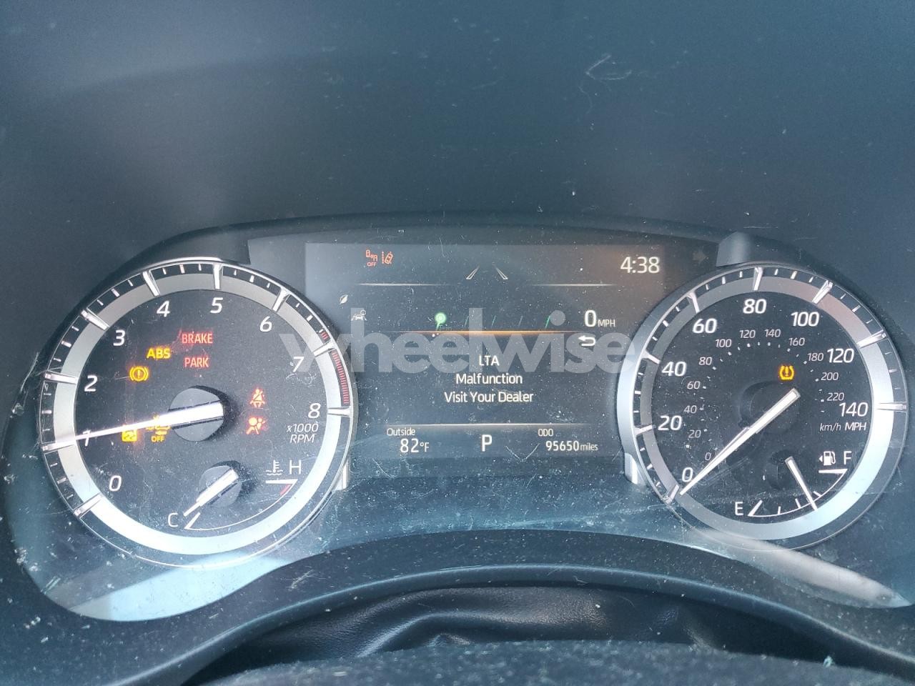 Photo 9 of 2022 TOYOTA HIGHLANDER XLE (VIN 5TDGZRBH1NS206265)