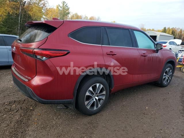 Photo 13 of 2022 TOYOTA HIGHLANDER XLE (VIN 5TDGZRBH1NS562277)