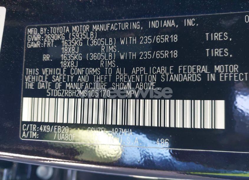 Photo 9 of 2021 Toyota Highlander XLE (VIN 5TDGZRBH2MS105170)