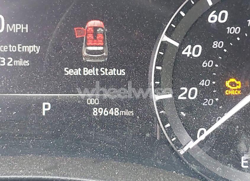 Photo 16 of 2021 Toyota Highlander XLE (VIN 5TDGZRBH2MS106593)