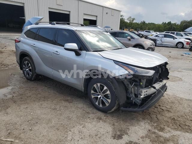 Photo 14 of 2022 TOYOTA HIGHLANDER XLE (VIN 5TDGZRBH2NS186348)