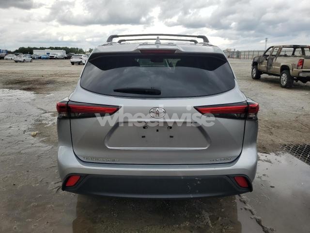 Photo 7 of 2022 TOYOTA HIGHLANDER XLE (VIN 5TDGZRBH2NS186348)