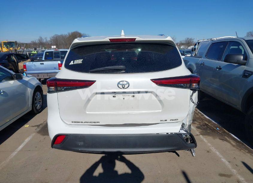 Photo 16 of 2020 Toyota Highlander XLE (VIN 5TDGZRBH3LS505950)