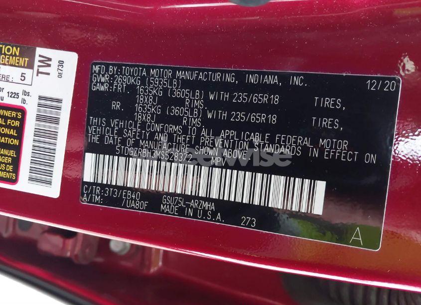 Photo 9 of 2021 Toyota Highlander XLE (VIN 5TDGZRBH3MS528372)