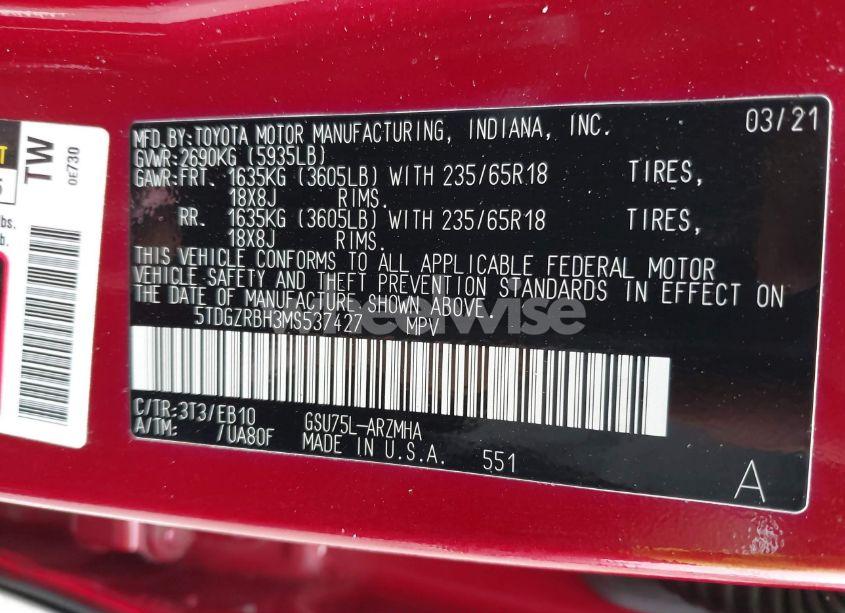 Photo 9 of 2021 Toyota Highlander XLE (VIN 5TDGZRBH3MS537427)