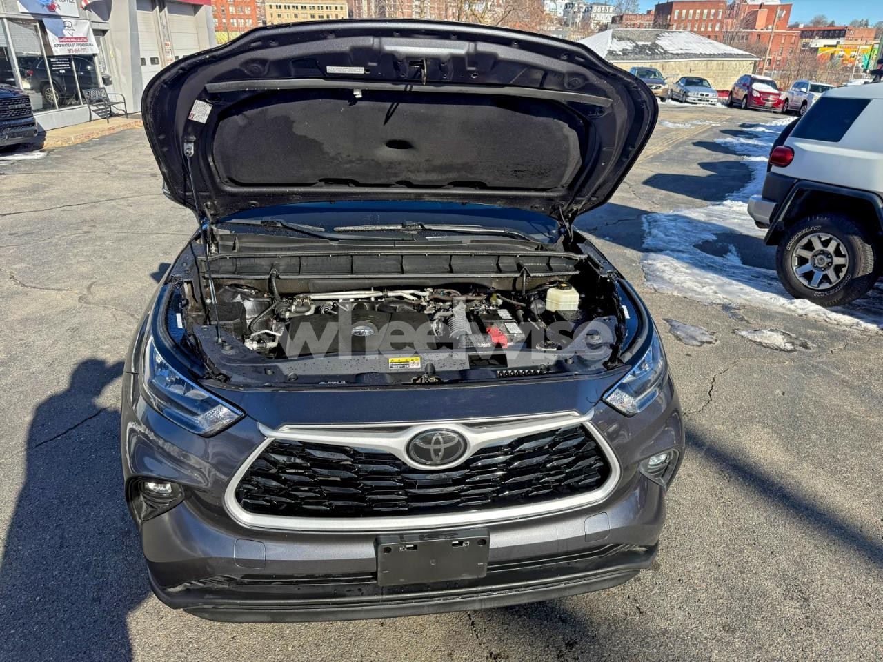 Photo 10 of 2020 TOYOTA HIGHLANDER XLE (VIN 5TDGZRBH4LS048405)