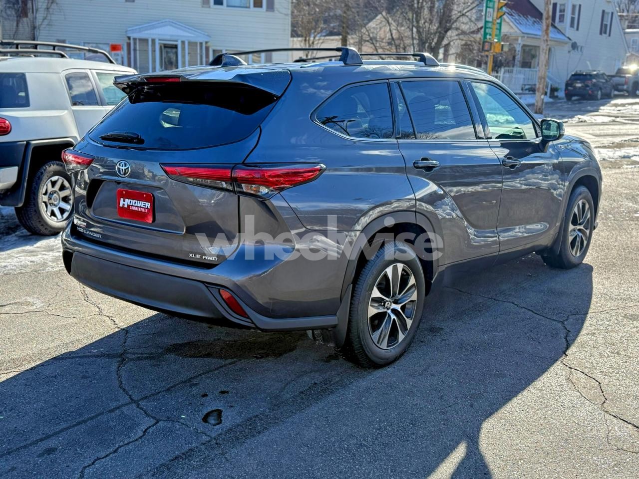 Photo 3 of 2020 TOYOTA HIGHLANDER XLE (VIN 5TDGZRBH4LS048405)
