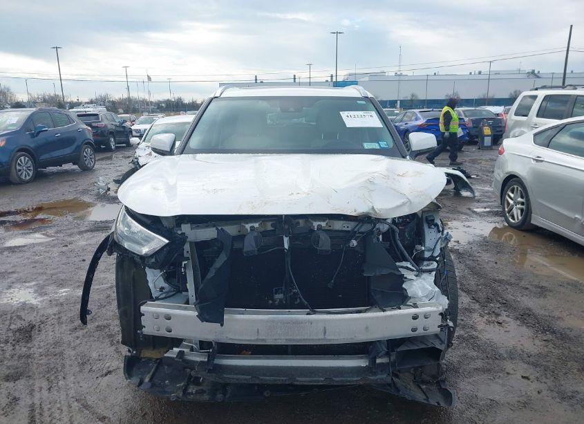 Photo 12 of 2020 Toyota Highlander XLE (VIN 5TDGZRBH4LS503818)