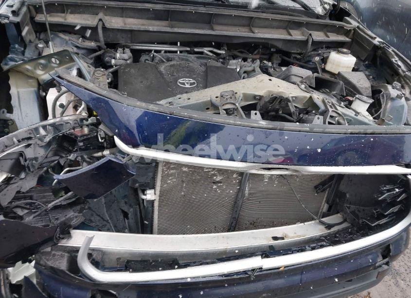 Photo 19 of 2022 Toyota Highlander XLE (VIN 5TDGZRBH4NS240703)