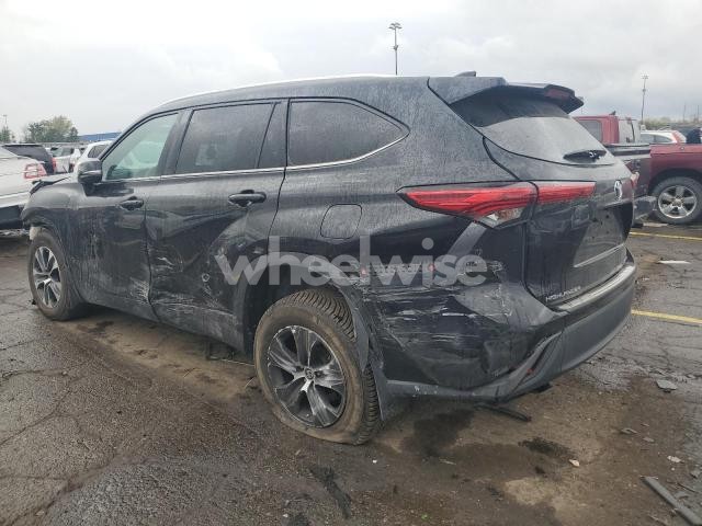 Photo 12 of 2020 TOYOTA HIGHLANDER XLE (VIN 5TDGZRBH5LS500135)