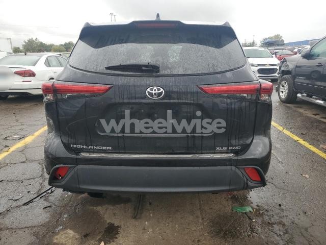 Photo 8 of 2020 TOYOTA HIGHLANDER XLE (VIN 5TDGZRBH5LS500135)