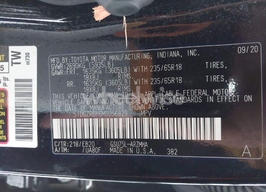 Photo 9 of 2021 Toyota Highlander XLE (VIN 5TDGZRBH6MS056829)