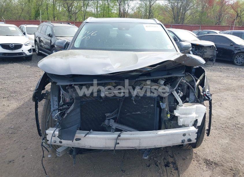 Photo 12 of 2021 Toyota Highlander XLE (VIN 5TDGZRBH6MS075994)