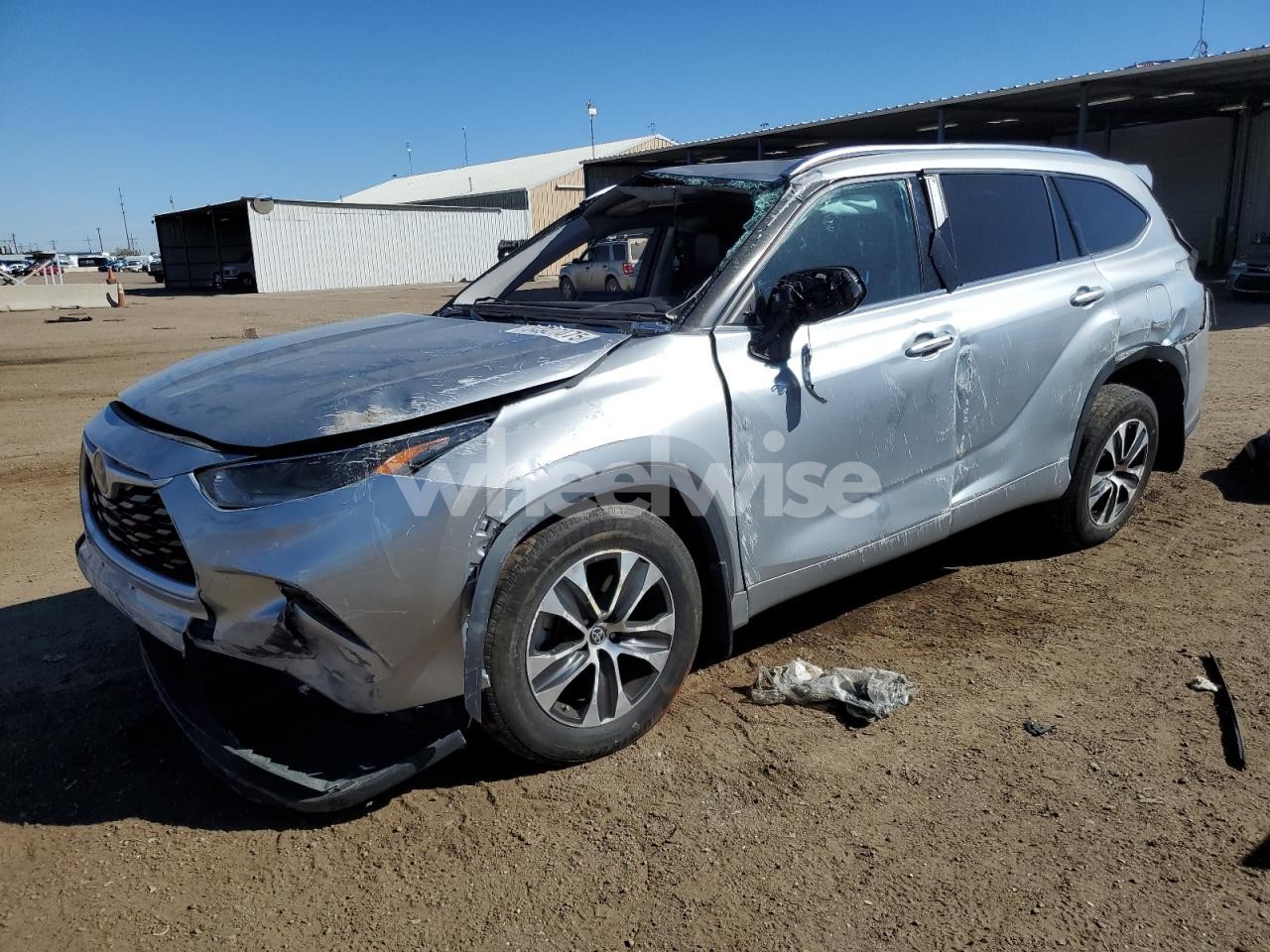 2021 TOYOTA HIGHLANDER XLE (VIN 5TDGZRBH6MS122425) main photo