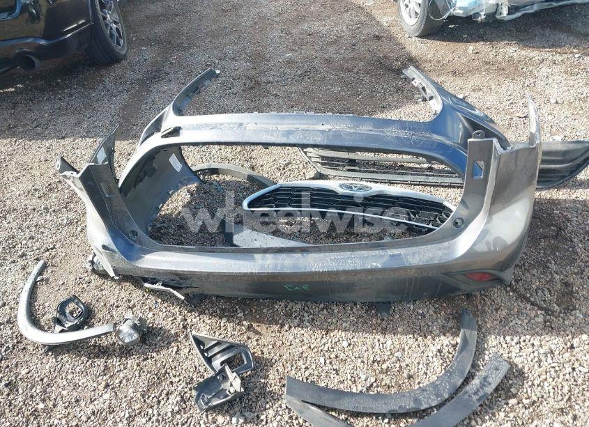 Photo 12 of 2021 Toyota Highlander XLE (VIN 5TDGZRBH7MS121493)