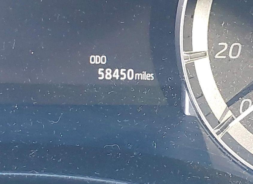 Photo 16 of 2021 Toyota Highlander XLE (VIN 5TDGZRBH7MS157426)