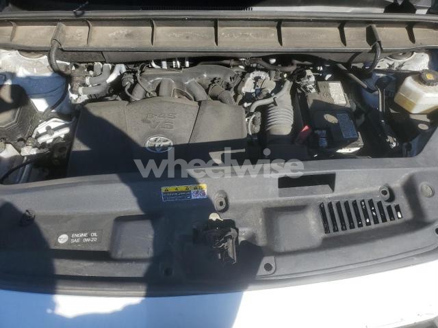 Photo 9 of 2022 TOYOTA HIGHLANDER XLE (VIN 5TDGZRBH7NS583117)