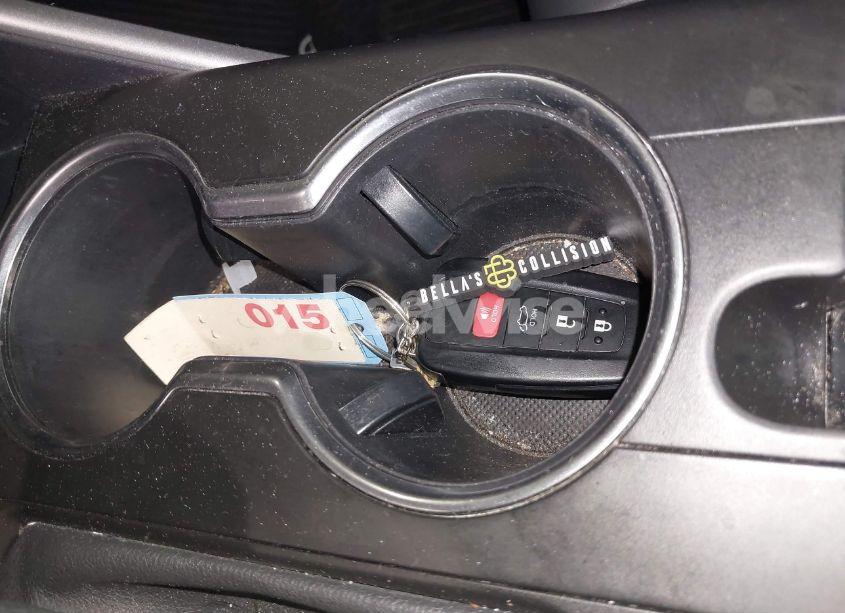 Photo 11 of 2022 Toyota Highlander XLE (VIN 5TDGZRBH7NS593517)