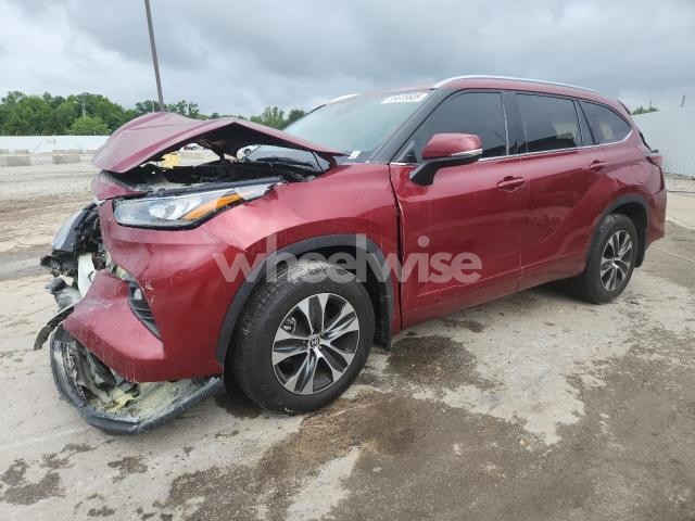 2020 TOYOTA HIGHLANDER XLE (VIN 5TDGZRBH8LS506687) main photo