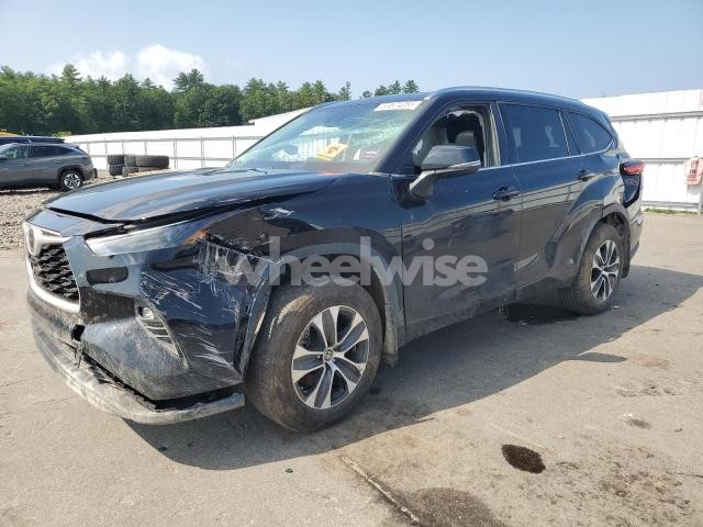 Photo 12 of 2021 TOYOTA HIGHLANDER XLE (VIN 5TDGZRBH8MS532112)
