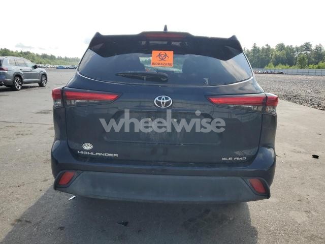 Photo 2 of 2021 TOYOTA HIGHLANDER XLE (VIN 5TDGZRBH8MS532112)