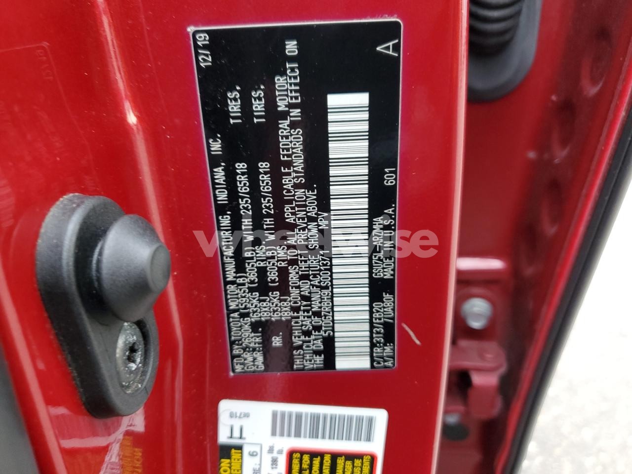 Photo 13 of 2020 TOYOTA HIGHLANDER XLE (VIN 5TDGZRBH9LS001371)