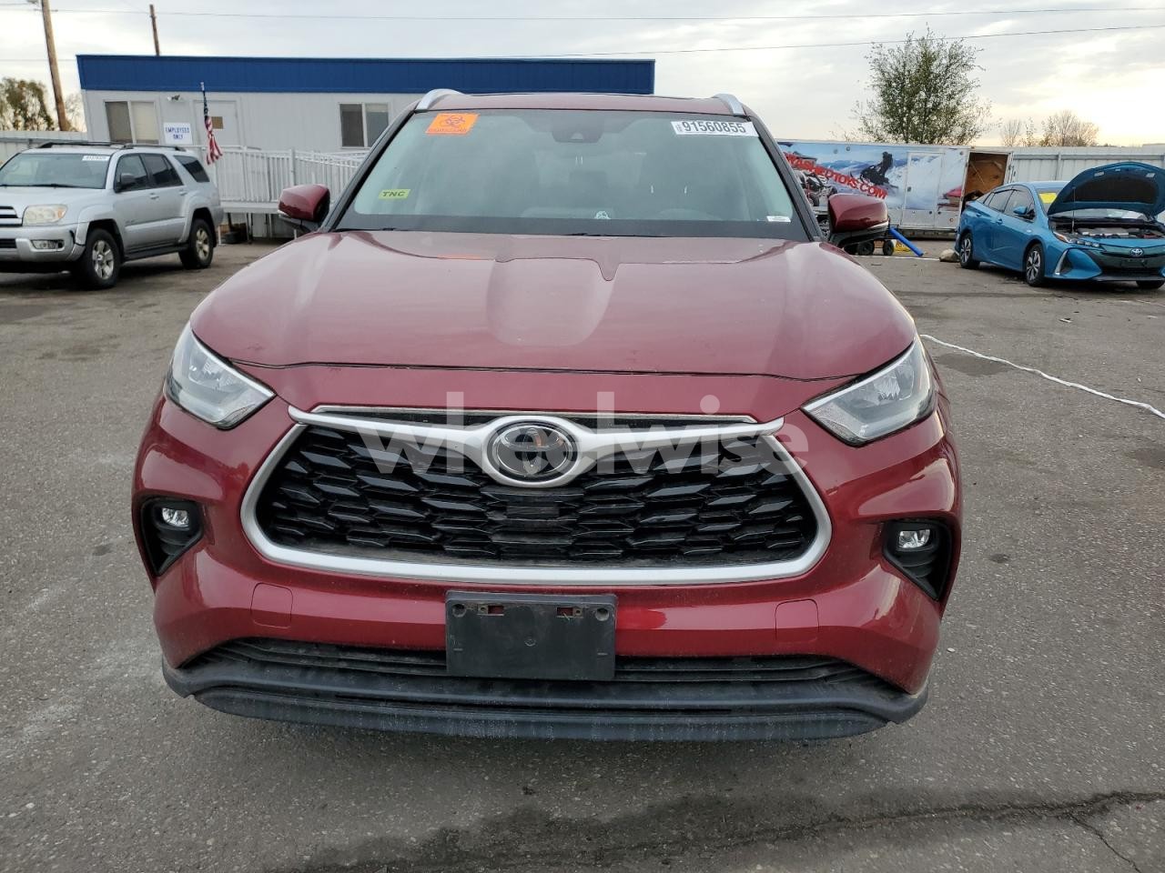 Photo 5 of 2020 TOYOTA HIGHLANDER XLE (VIN 5TDGZRBH9LS001371)