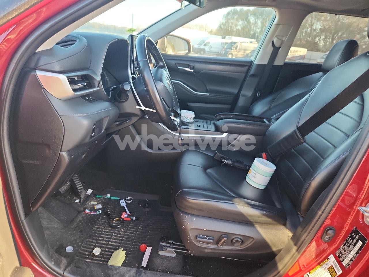 Photo 7 of 2020 TOYOTA HIGHLANDER XLE (VIN 5TDGZRBH9LS001371)