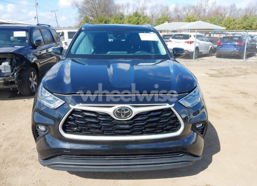 Photo 12 of 2020 Toyota Highlander XLE (VIN 5TDGZRBH9LS054572)