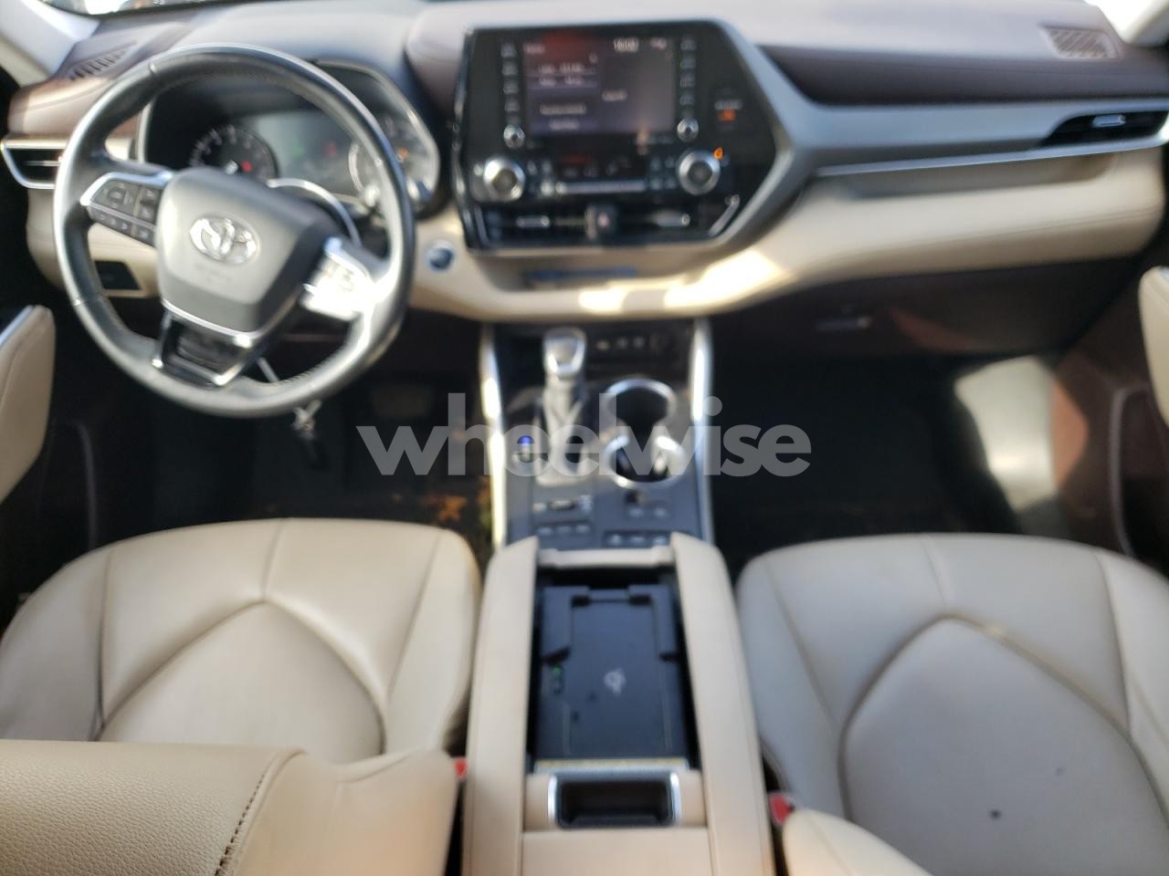Photo 7 of 2020 TOYOTA HIGHLANDER XLE (VIN 5TDGZRBH9LS504527)