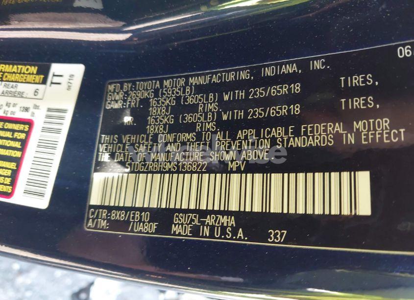 Photo 9 of 2021 Toyota Highlander XLE (VIN 5TDGZRBH9MS136822)