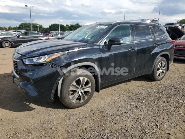 Photo 13 of 2020 TOYOTA HIGHLANDER XLE (VIN 5TDGZRBHXLS051261)
