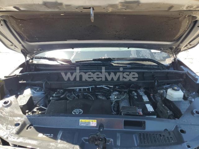 Photo 11 of 2022 TOYOTA HIGHLANDER XLE (VIN 5TDGZRBHXNS177476)