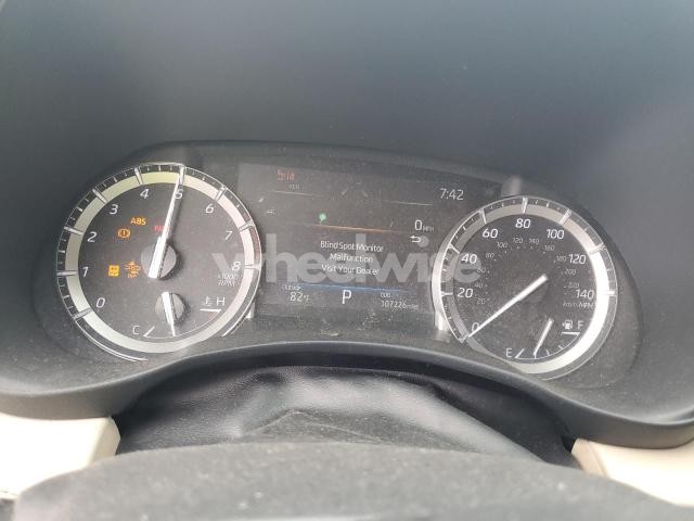 Photo 7 of 2022 TOYOTA HIGHLANDER XLE (VIN 5TDGZRBHXNS177476)