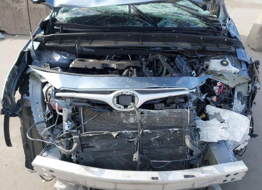 Photo 10 of 2021 Toyota Highlander HYBRID XLE (VIN 5TDHARAH1MS007454)