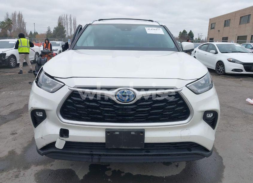 Photo 12 of 2020 Toyota Highlander HYBRID XLE (VIN 5TDHARAH6LS500125)