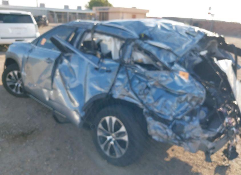 Photo 6 of 2022 Toyota Highlander HYBRID XLE (VIN 5TDHARAH6NS013431)