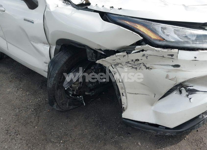 Photo 17 of 2020 Toyota Highlander HYBRID XLE (VIN 5TDHBRCH3LS510590)