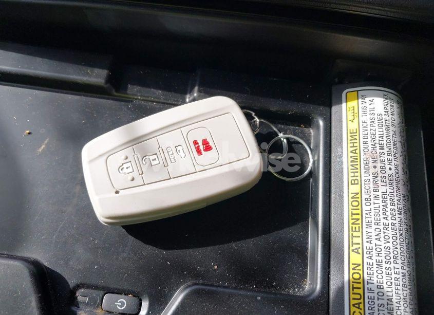 Photo 11 of 2020 Toyota Highlander HYBRID XLE (VIN 5TDHBRCH3LS513845)