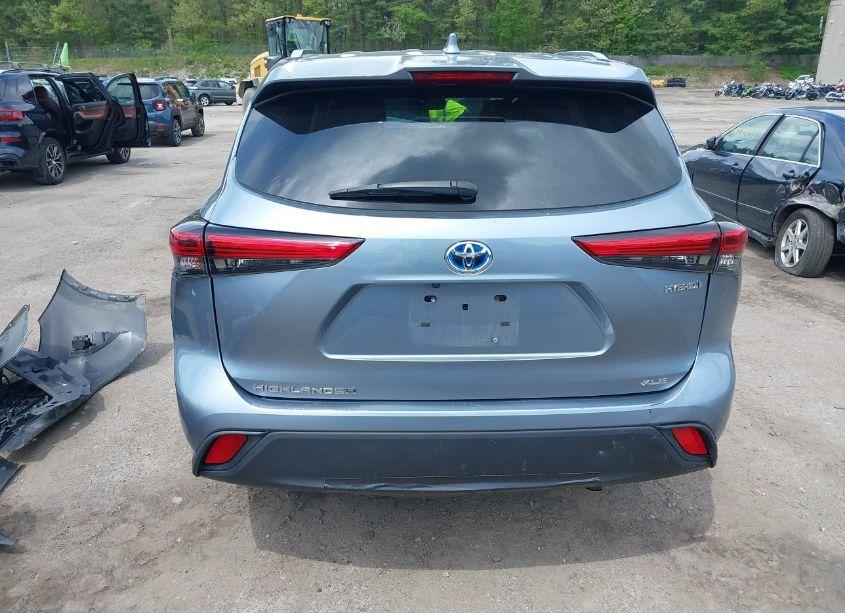 Photo 17 of 2021 Toyota Highlander HYBRID XLE (VIN 5TDHBRCH4MS065813)