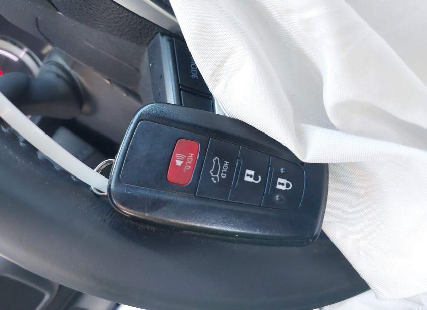 Photo 11 of 2022 Toyota Highlander HYBRID XLE (VIN 5TDHBRCH9NS094368)