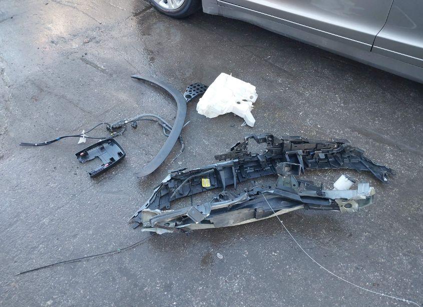 Photo 12 of 2022 Toyota Highlander HYBRID XLE (VIN 5TDHBRCH9NS094368)