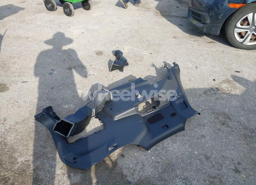 Photo 12 of 2022 Toyota Highlander XLE (VIN 5TDHZRAH2NS545946)